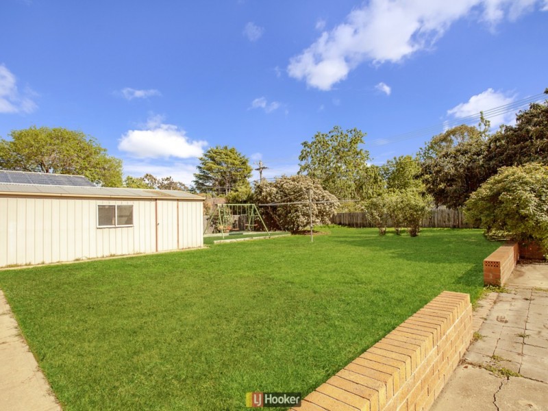 8 Dickinson St, Watson ACT 2602