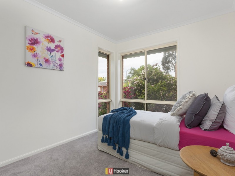 27 Warabin Crescent, Ngunnawal ACT 2913