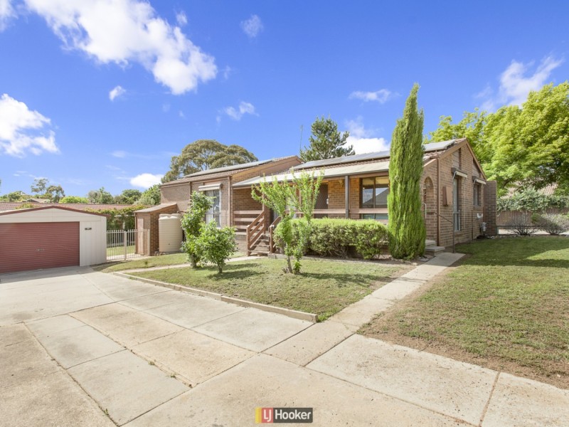 37 Ennor Crescent, Florey ACT 2615