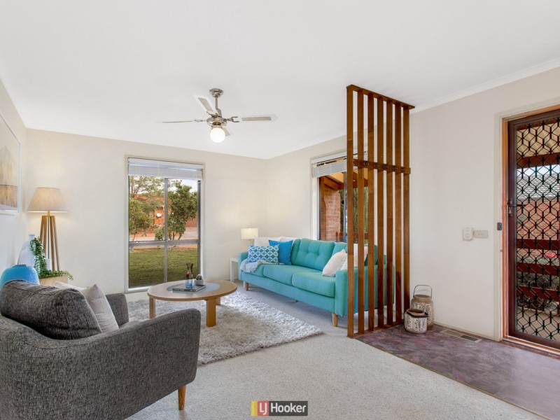 37 Ennor Crescent, Florey ACT 2615