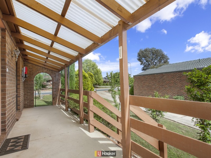 37 Ennor Crescent, Florey ACT 2615
