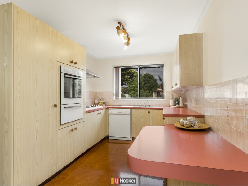 37 Ennor Crescent, Florey ACT 2615