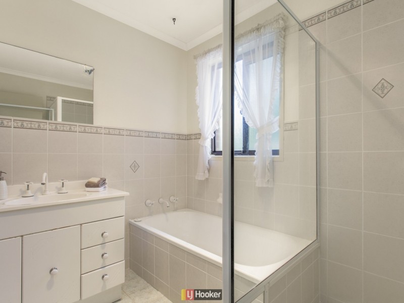 37 Ennor Crescent, Florey ACT 2615