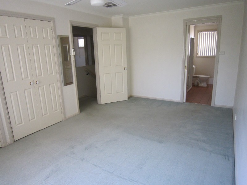 6/2 Dines Place, Bruce ACT 2617