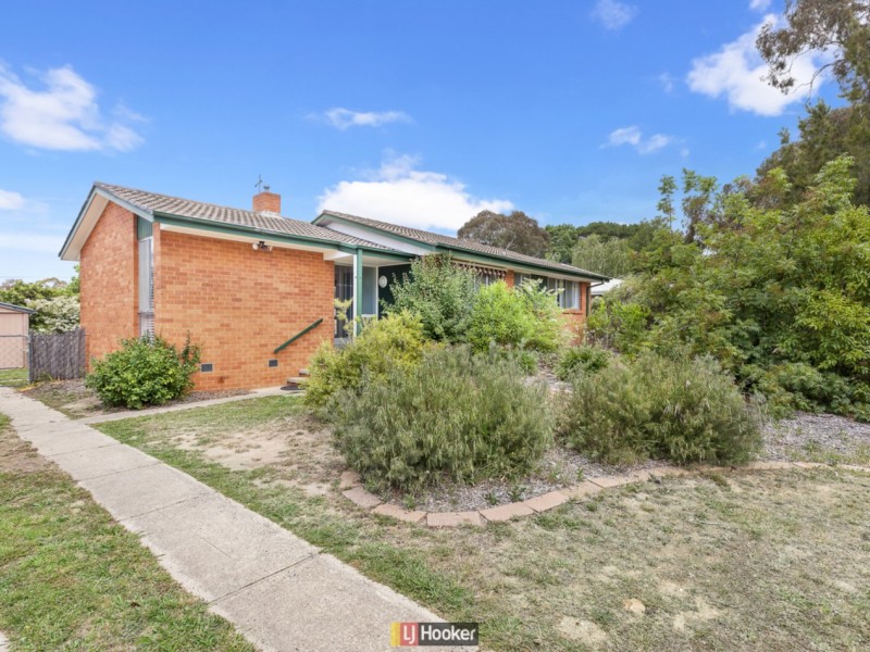 13 Carron Street, Page ACT 2614