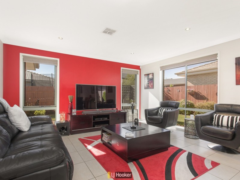 23 Ronald Walker Street, Casey ACT 2913