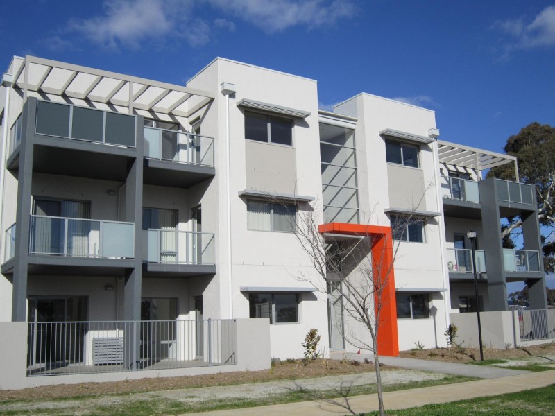 4/75 Elizabeth Jolly Street, Franklin ACT 2913