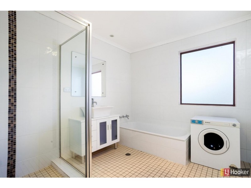 2/139 Port Jackson Circuit, Phillip ACT 2606