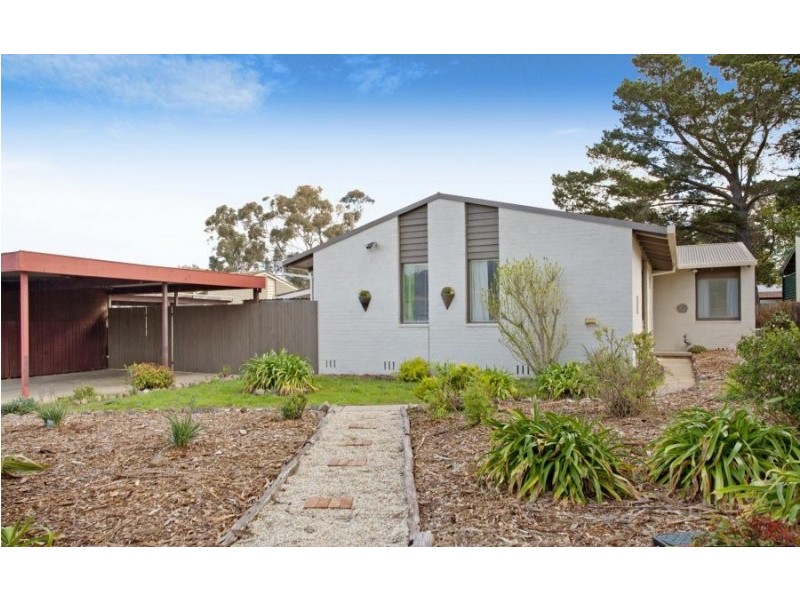 7 Moulder Court, Charnwood ACT 2615