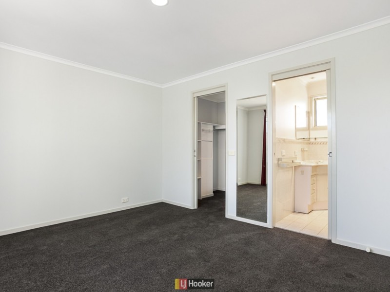 5 Maray Place, Ngunnawal ACT 2913