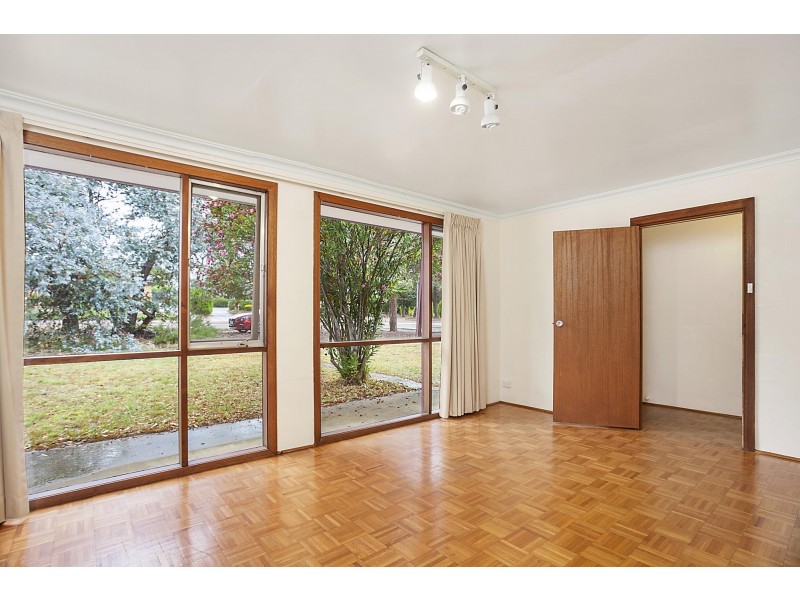 50 Belconnen Way, Page ACT 2614