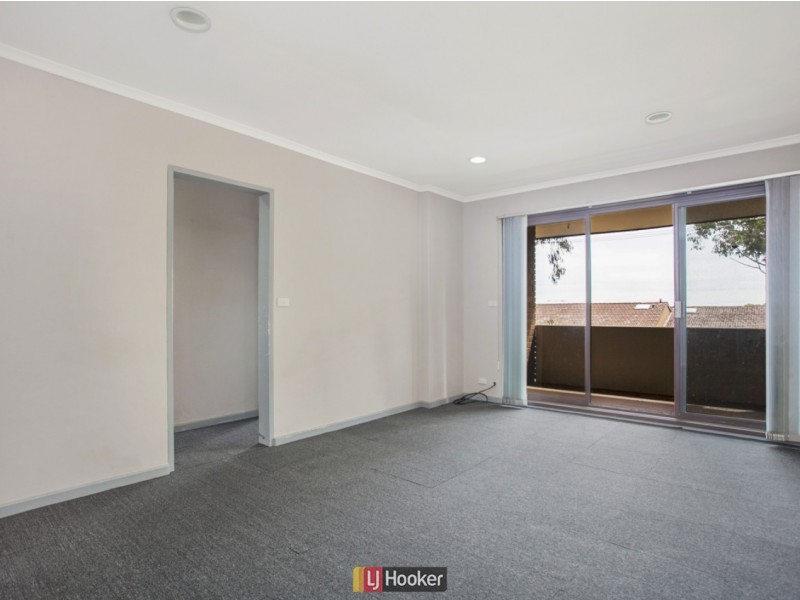 18/30 Springvale Drive, Hawker ACT 2614