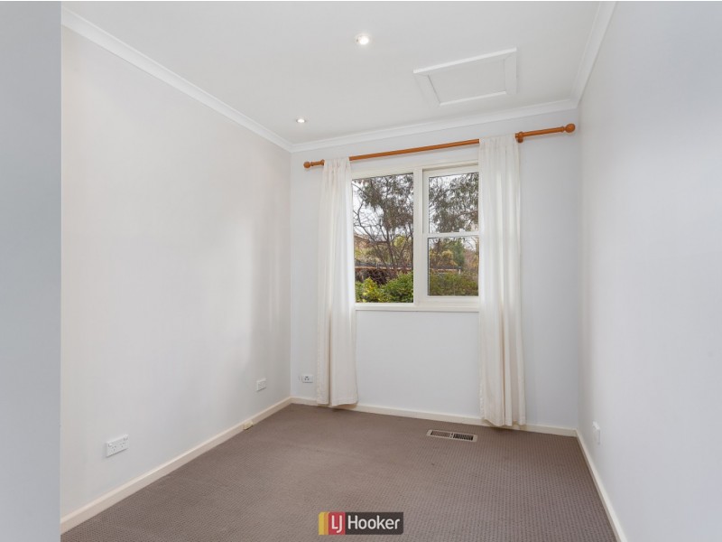 19 Gillespie Street, Weetangera ACT 2614