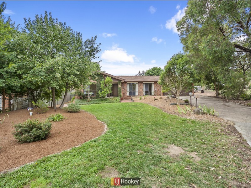 13 Edman Close, Florey ACT 2615