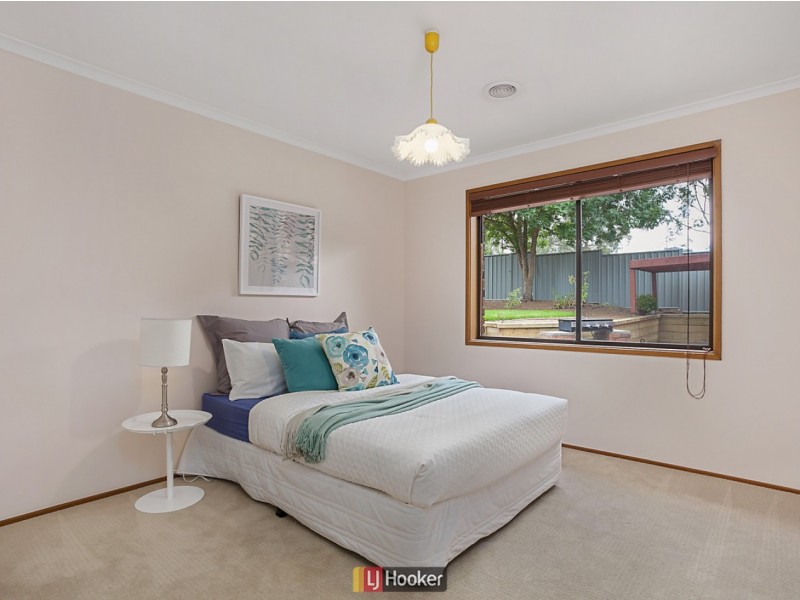 13 Edman Close, Florey ACT 2615