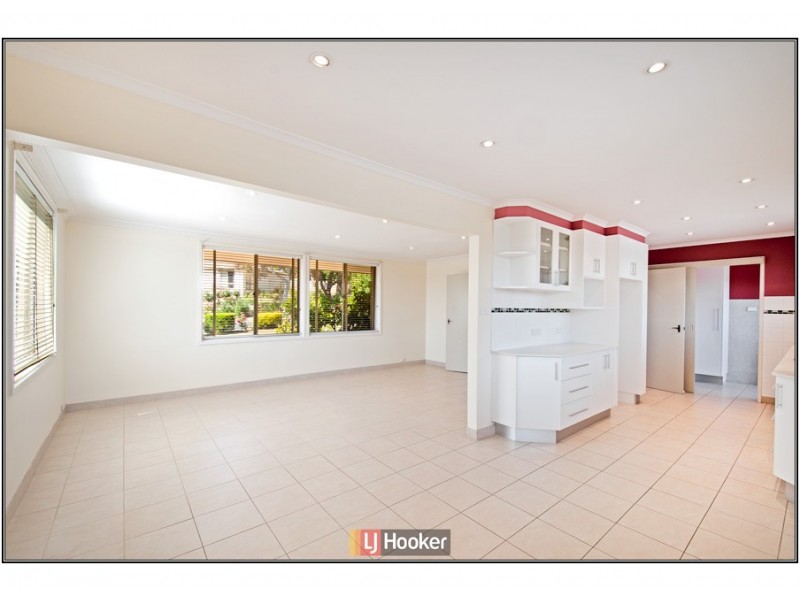 21 Fellows Street, Latham ACT 2615