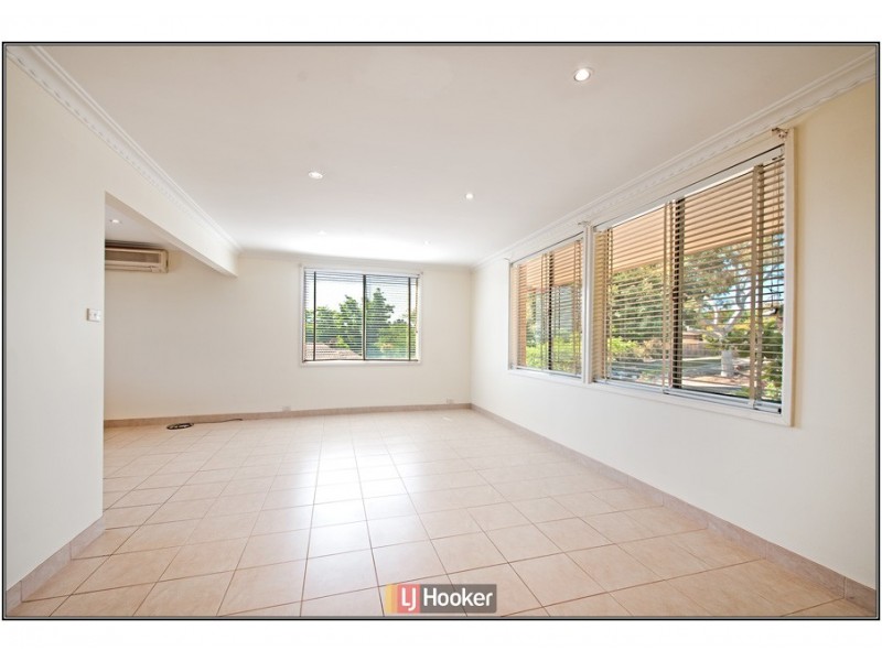 21 Fellows Street, Latham ACT 2615