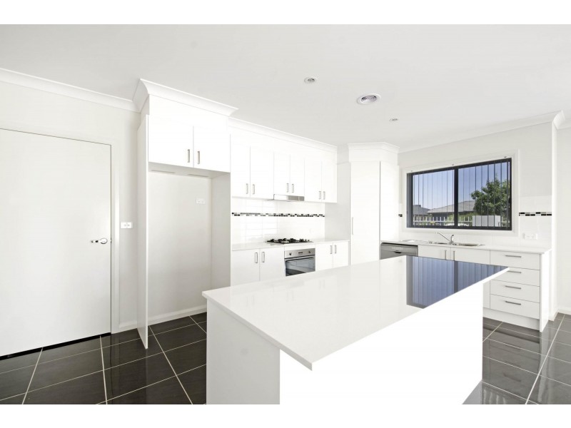 38 Nullarbor Avenue, Franklin ACT 2913
