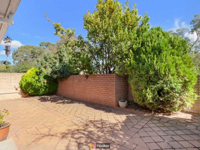 77 Twelvetrees Crescent, Florey ACT 2615