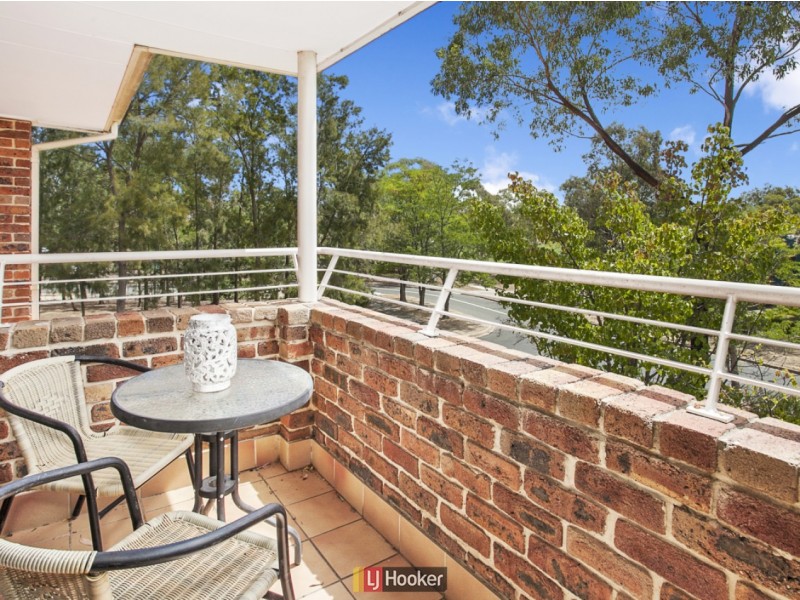 1/30 Lyttleton Crescent, Cook ACT 2614