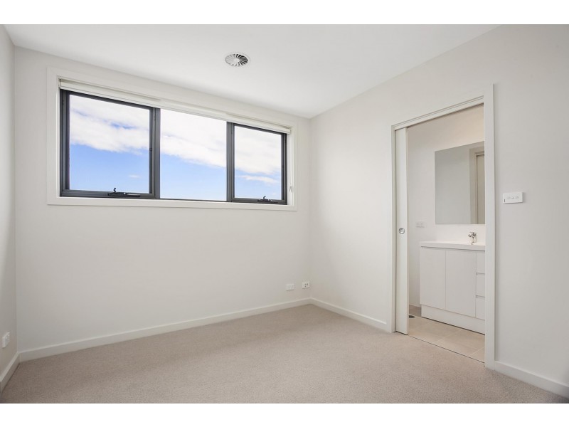 11/15 Wanderlight Avenue, Lawson ACT 2617