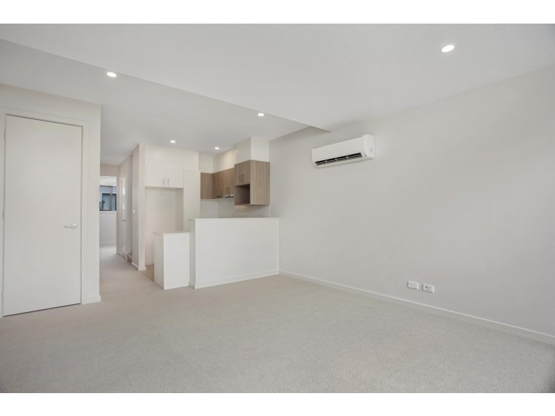 10/15 Wanderlight Avenue, Lawson ACT 2617