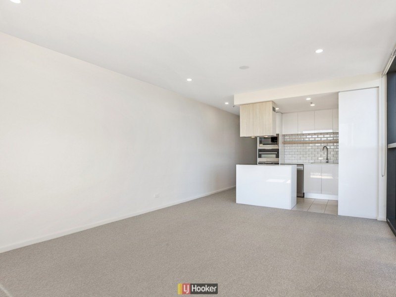 611/120 Eastern Valley Way, Belconnen ACT 2617