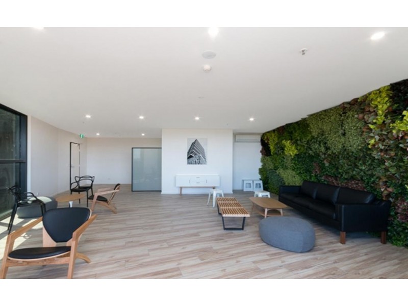 611/120 Eastern Valley Way, Belconnen ACT 2617