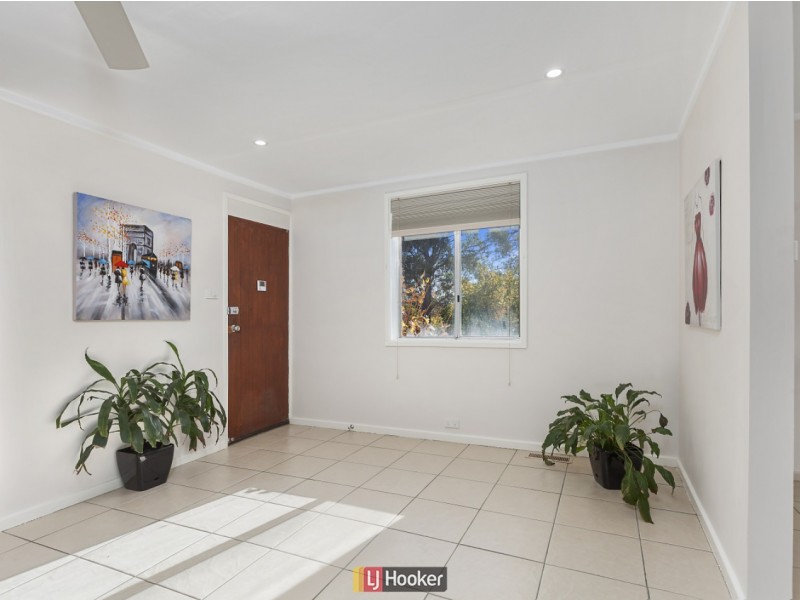 11 Graham Street, Macgregor ACT 2615