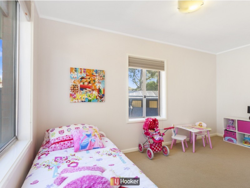 11 Graham Street, Macgregor ACT 2615