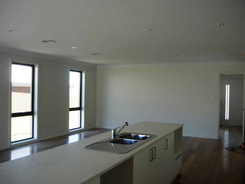 18 Wighton Terrace, Casey ACT 2913