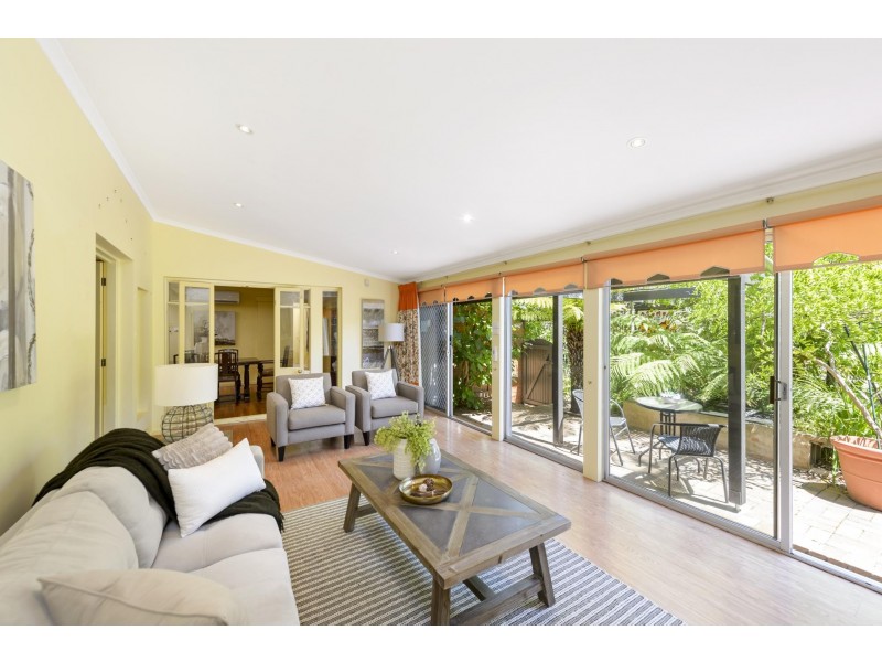 37 McLachlan Crescent, Weetangera ACT 2614