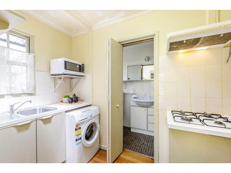 37 McLachlan Crescent, Weetangera ACT 2614