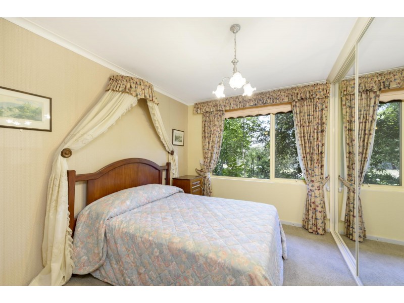 37 McLachlan Crescent, Weetangera ACT 2614