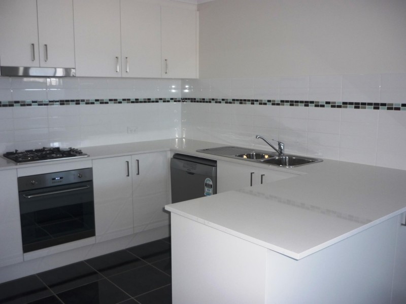 16/1 Sanger Street, Franklin ACT 2913