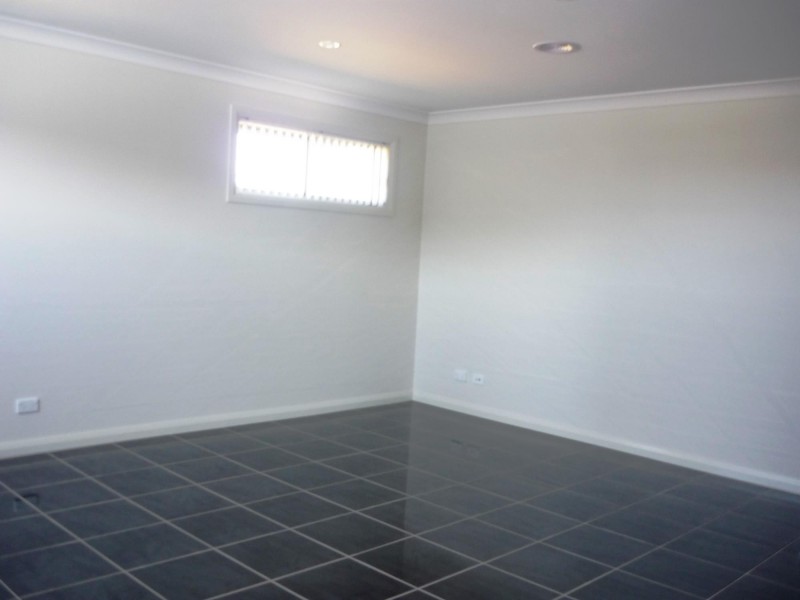 16/1 Sanger Street, Franklin ACT 2913