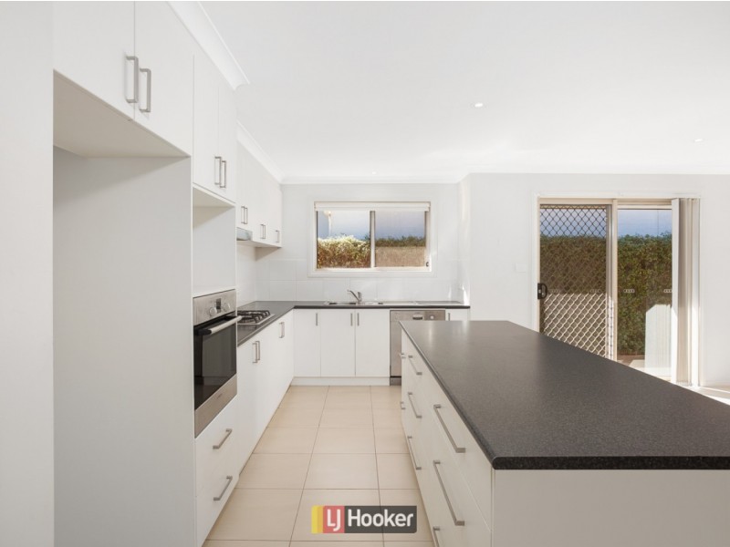42 Dagmar Berne Street, Macgregor ACT 2615