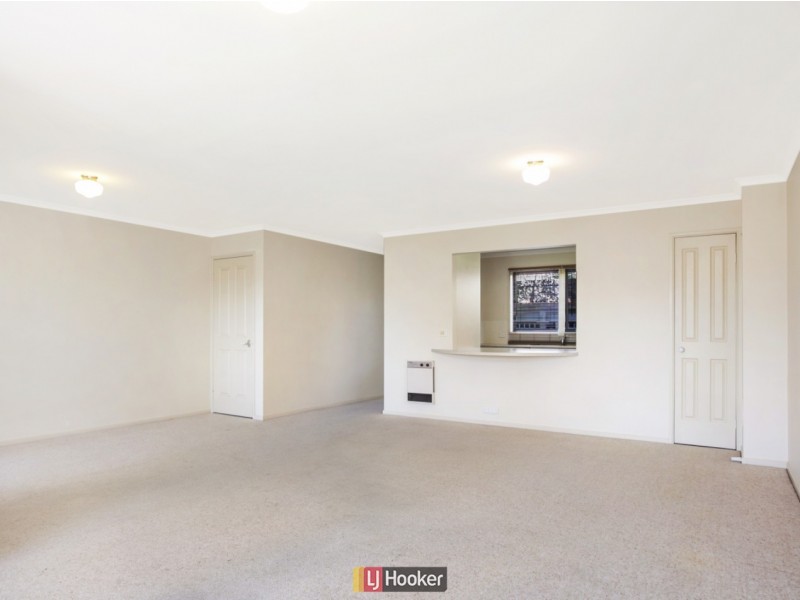 2/30 Lyttleton Crescent, Cook ACT 2614