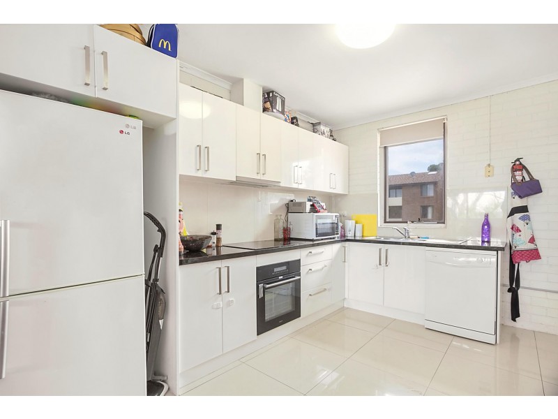 8/26 Springvale Drive, Hawker ACT 2614