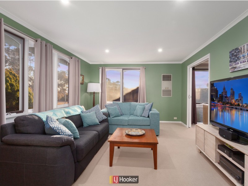 208 Southern Cross Drive, Latham ACT 2615