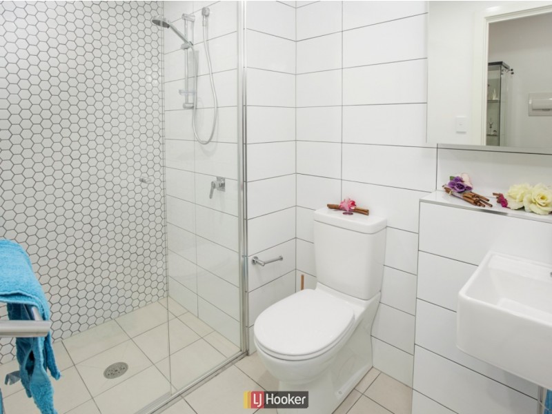 1816/120 Eastern Valley Way, Belconnen ACT 2617