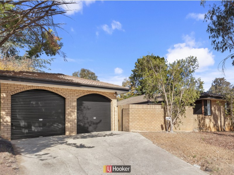 8 Hayward Street, Macgregor ACT 2615