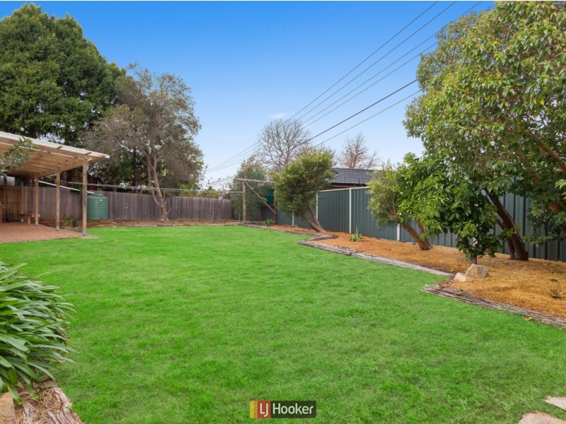 4 Dodd Place, Spence ACT 2615