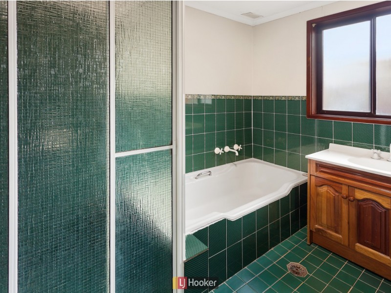 4 Dodd Place, Spence ACT 2615