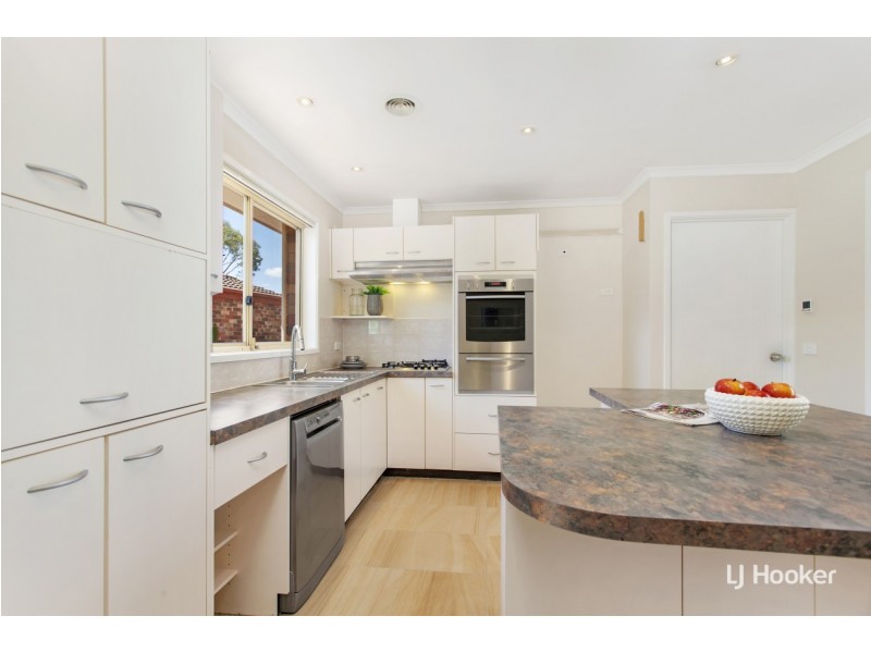 22 Ashcroft Crescent, Monash ACT 2904