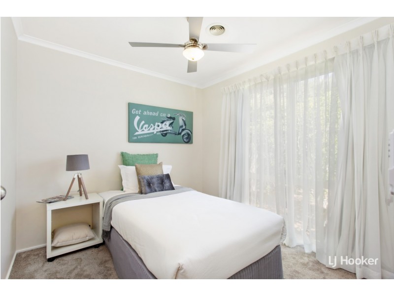 22 Ashcroft Crescent, Monash ACT 2904