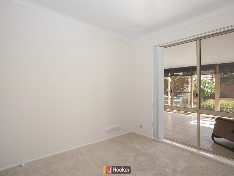 6 Hickson Place, Monash ACT 2904