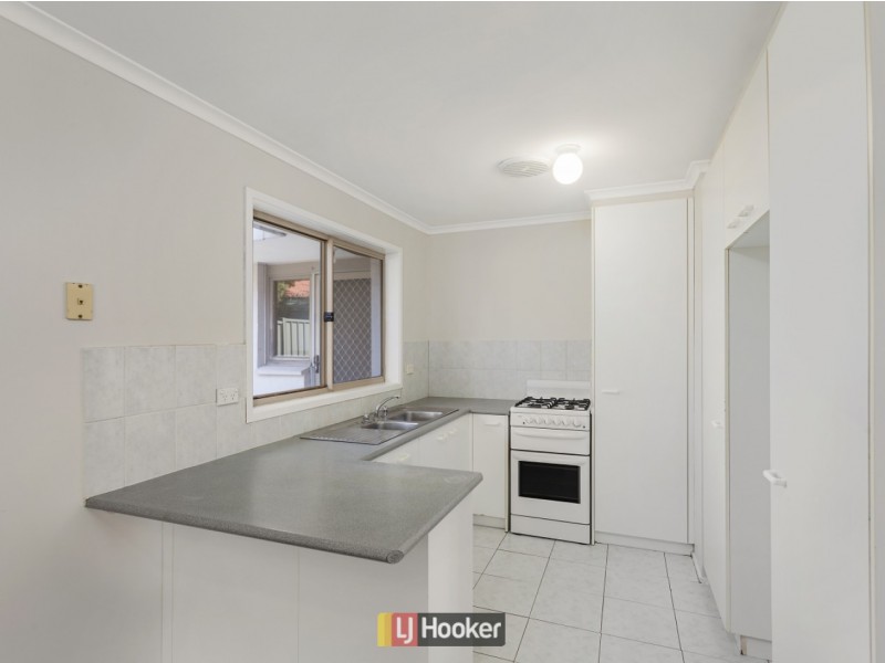 54 Sid Barnes Crescent, Gordon ACT 2906