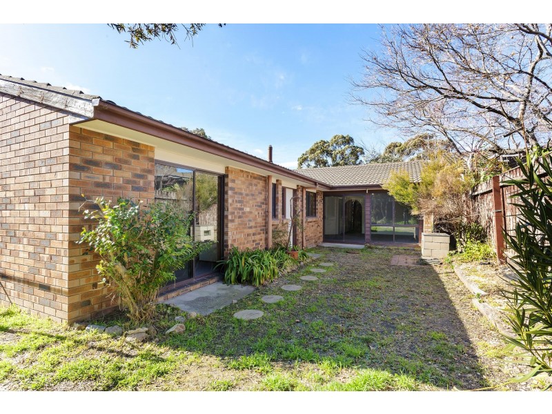 4 Flecker Place, Florey ACT 2615