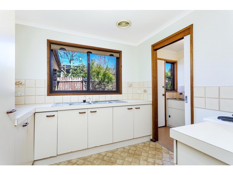 4 Flecker Place, Florey ACT 2615